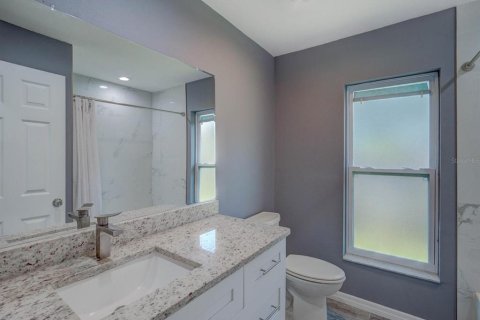 House in Palm Harbor, Florida 4 bedrooms, 179.49 sq.m. № 1566390 - photo 27