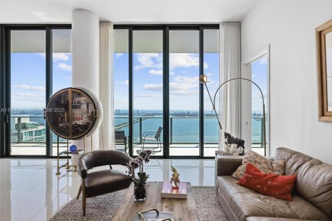 Condominio en venta en Miami, Florida, 4 dormitorios, 224.64 m2 № 2034478 - foto 7