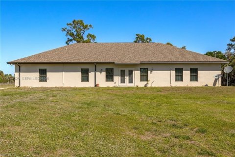 House in LaBelle, Florida 5 bedrooms № 2176442 - photo 27