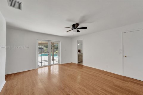 Casa en venta en Pompano Beach, Florida, 4 dormitorios, 225.85 m2 № 1460738 - foto 26