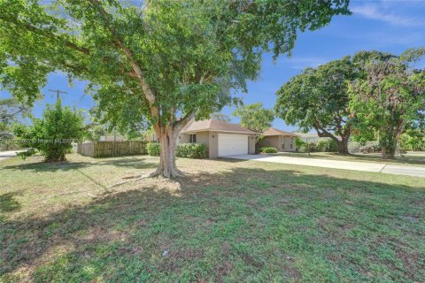 Casa en venta en Pompano Beach, Florida, 4 dormitorios, 225.85 m2 № 1460738 - foto 6