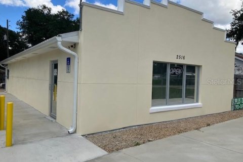 Immobilier commercial à vendre à Leesburg, Floride: 159.79 m2 № 2345402 - photo 4