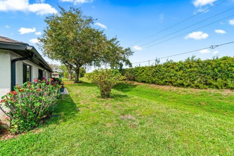 Casa en venta en Boynton Beach, Florida, 2 dormitorios, 130.06 m2 № 1058974 - foto 1