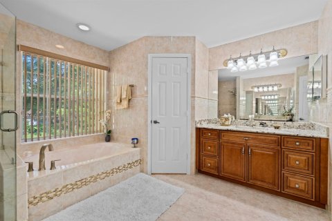 House in Lauderhill, Florida 4 bedrooms, 325.53 sq.m. № 2082921 - photo 23