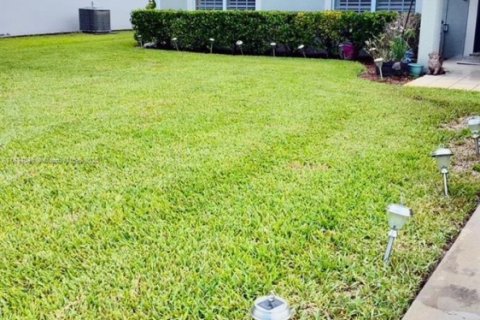 Купить виллу или дом в Виро-Бич, Флорида 3 спальни, 142.6м2, № 1980937 - фото 19