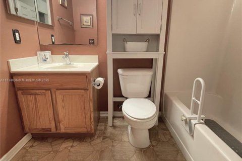 Купить виллу или дом в Виро-Бич, Флорида 3 спальни, 142.6м2, № 1980937 - фото 17