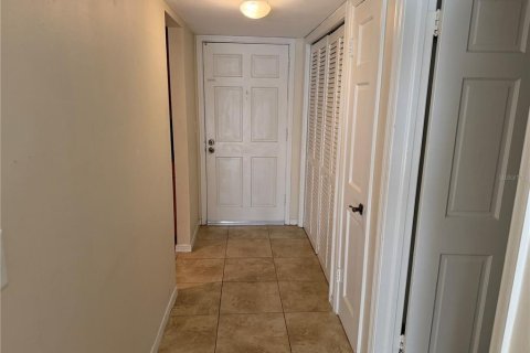 Condominio en venta en Tampa, Florida, 2 dormitorios, 85.75 m2 № 2167338 - foto 3