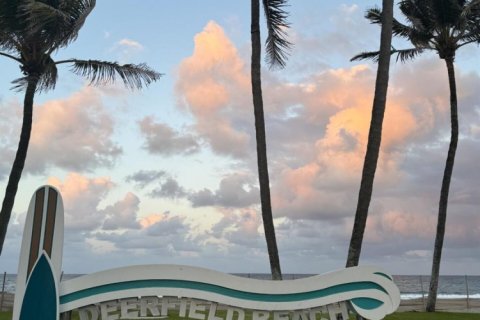 Touwnhouse à louer à Deerfield Beach, Floride: 2 chambres, 132.57 m2 № 1182048 - photo 1