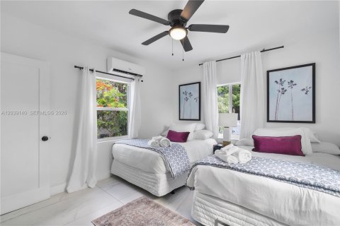 Appartement à louer à Miami, Floride: 2 chambres, 260.68 m2 № 2085644 - photo 16