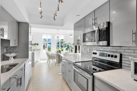Copropriété à vendre à Boca Raton, Floride: 2 chambres, 141.58 m2 № 2382452 - photo 19