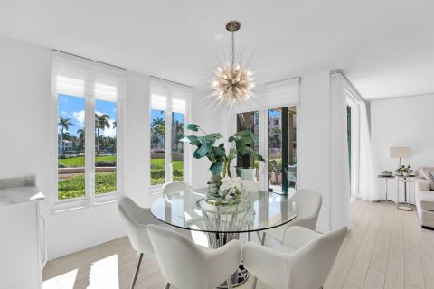 Copropriété à vendre à Boca Raton, Floride: 2 chambres, 141.58 m2 № 2382452 - photo 2