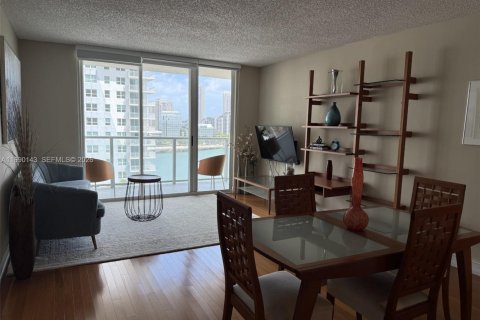 Appartement à louer à Miami, Floride: 1 chambre, 69.68 m2 № 2056731 - photo 5