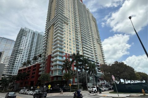 Appartement à louer à Miami, Floride: 1 chambre, 69.68 m2 № 2056731 - photo 1