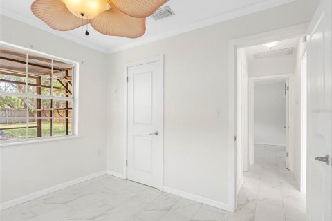 Villa ou maison à vendre à Indian Rocks Beach, Floride: 3 chambres, 115.38 m2 № 1725333 - photo 24