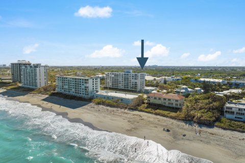 Condo in Juno Beach, Florida, 3 bedrooms  № 1022346 - photo 1