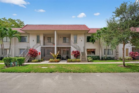 Copropriété à vendre à Weston, Floride: 2 chambres, 114.73 m2 № 1852024 - photo 1