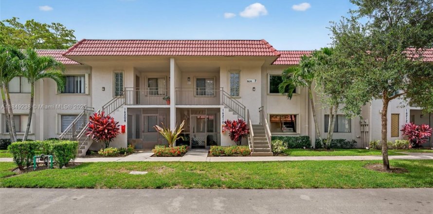 Condo à Weston, Floride, 2 chambres № 1852024
