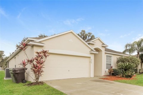 House in Kissimmee, Florida 3 bedrooms, 242.38 sq.m. № 2198769 - photo 2