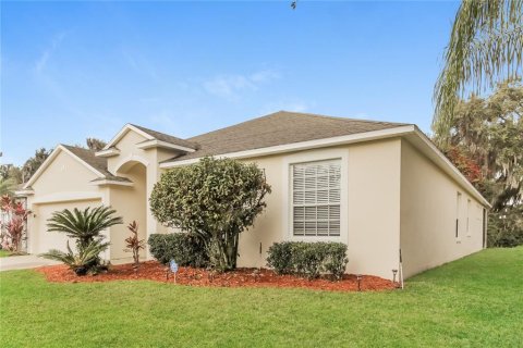House in Kissimmee, Florida 3 bedrooms, 242.38 sq.m. № 2198769 - photo 3