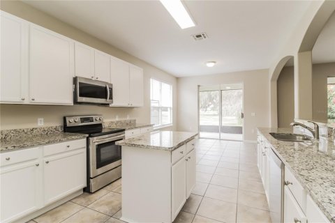 House in Kissimmee, Florida 3 bedrooms, 242.38 sq.m. № 2198769 - photo 6