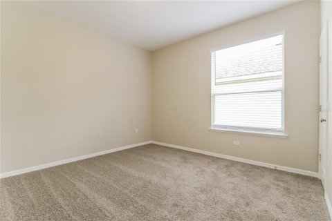 House in Kissimmee, Florida 3 bedrooms, 242.38 sq.m. № 2198769 - photo 10
