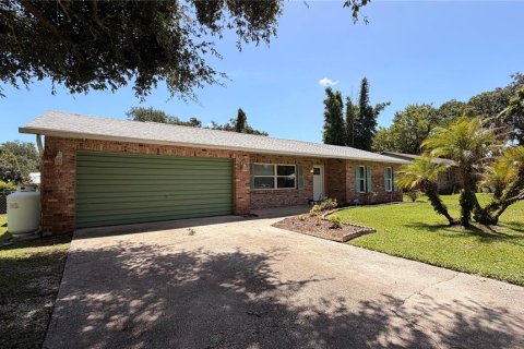 Villa ou maison à vendre à Edgewater, Floride: 2 chambres, 100.33 m2 № 2197734 - photo 4