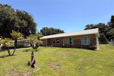 Villa ou maison à vendre à Edgewater, Floride: 2 chambres, 100.33 m2 № 2197734 - photo 5
