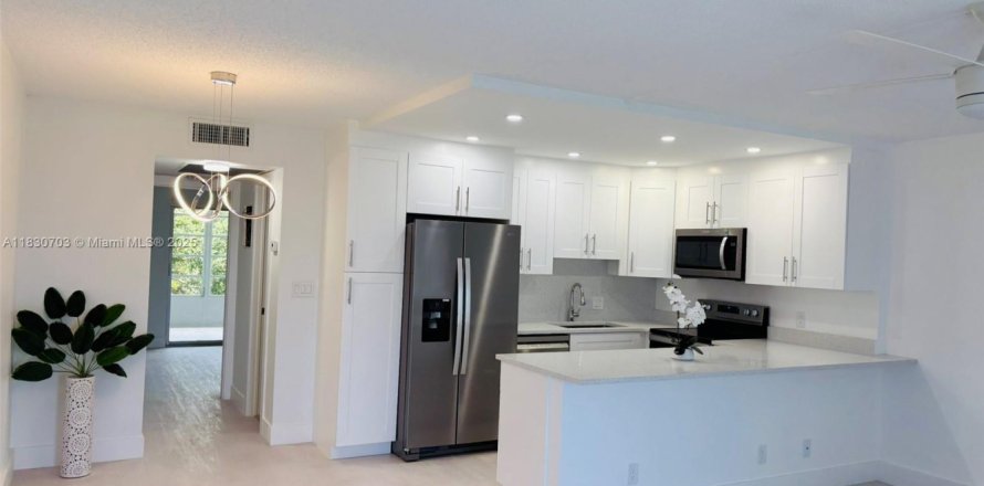 Condominio en Deerfield Beach, Florida, 1 dormitorio № 1807836