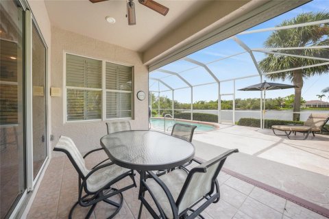 House in Port Charlotte, Florida 2 bedrooms, 144.46 sq.m. № 1787319 - photo 29
