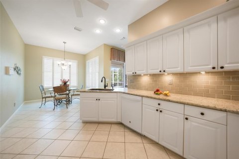 House in Port Charlotte, Florida 2 bedrooms, 144.46 sq.m. № 1787319 - photo 11