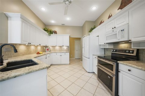House in Port Charlotte, Florida 2 bedrooms, 144.46 sq.m. № 1787319 - photo 8