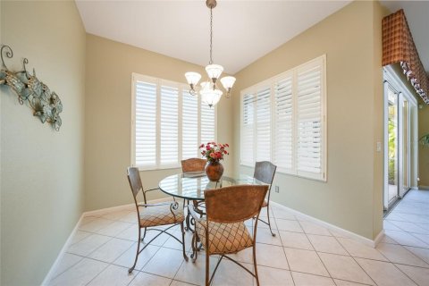 House in Port Charlotte, Florida 2 bedrooms, 144.46 sq.m. № 1787319 - photo 12