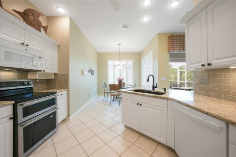 House in Port Charlotte, Florida 2 bedrooms, 144.46 sq.m. № 1787319 - photo 9