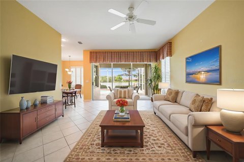 House in Port Charlotte, Florida 2 bedrooms, 144.46 sq.m. № 1787319 - photo 3