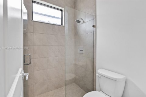 Villa ou maison à vendre à Miramar, Floride: 4 chambres № 2058329 - photo 19