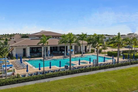 Villa ou maison à vendre à Miramar, Floride: 4 chambres № 2058329 - photo 24