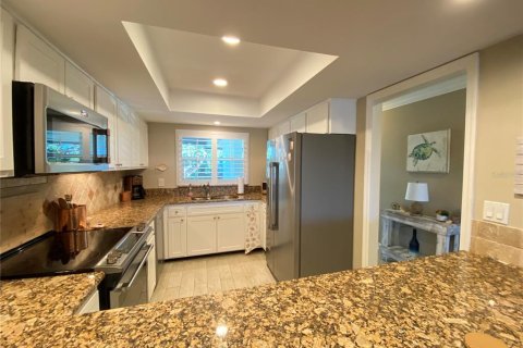 Condo in Bradenton, Florida, 2 bedrooms  № 2106408 - photo 16
