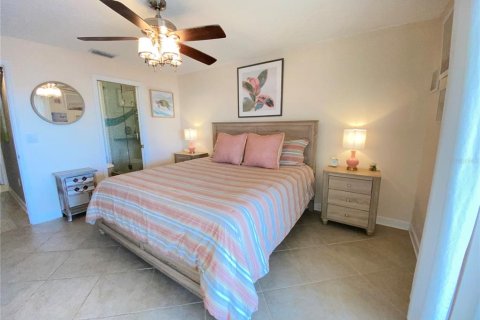 Condo in Bradenton, Florida, 2 bedrooms  № 2106408 - photo 26