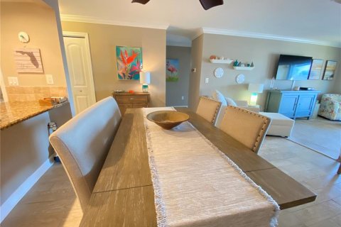 Condo in Bradenton, Florida, 2 bedrooms  № 2106408 - photo 11