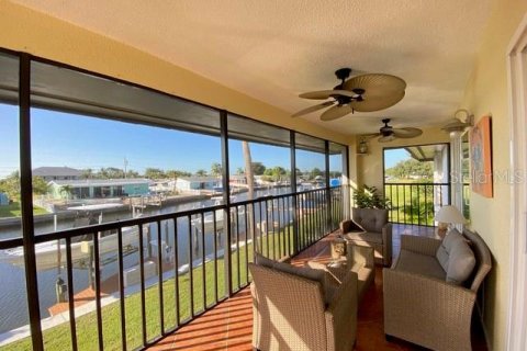 Condo in Bradenton, Florida, 2 bedrooms № 2106408