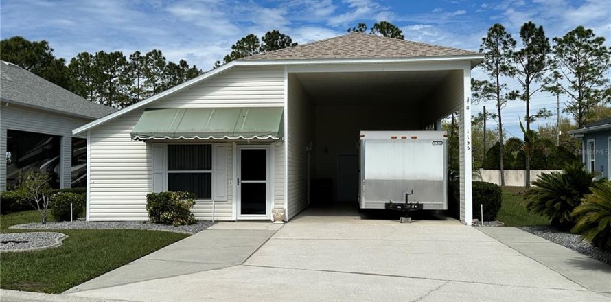 Villa ou maison à Polk City, Floride 1 chambre, 86.96 m2 № 2413567