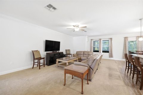 House in Weeki Wachee, Florida 4 bedrooms, 226.5 sq.m. № 2107375 - photo 11