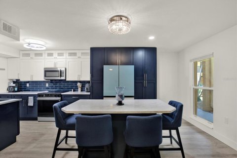 Condominio en alquiler en Saint Pete Beach, Florida, 3 dormitorios, 95.69 m2 № 2103801 - foto 9