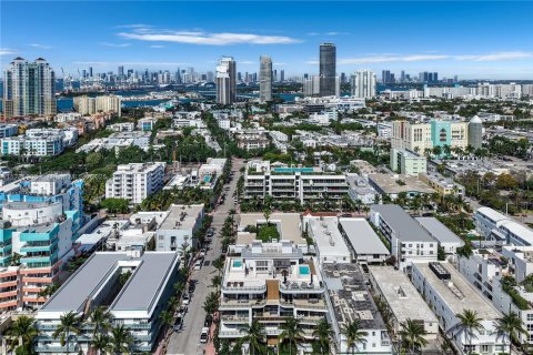 Condominio en venta en Miami Beach, Florida, 2 dormitorios, 93.46 m2 № 1862619 - foto 27