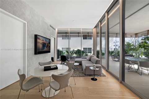 Condominio en venta en Miami Beach, Florida, 2 dormitorios, 93.46 m2 № 1862619 - foto 9
