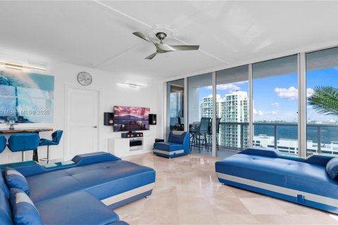 Copropriété à louer à North Bay Village, Floride: 3 chambres, 159.05 m2 № 1943765 - photo 13