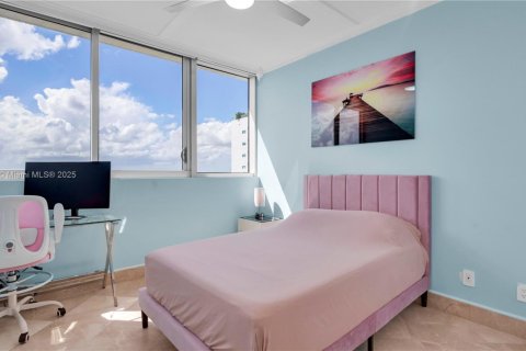 Copropriété à louer à North Bay Village, Floride: 3 chambres, 159.05 m2 № 1943765 - photo 30