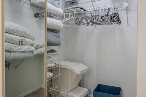 Купить кондоминиум в Бока-Ратон, Флорида 2 спальни, 107.49м2, № 1949320 - фото 21