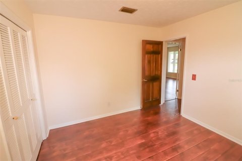 House in Orange Park, Florida 3 bedrooms, 133.41 sq.m. № 2233213 - photo 25