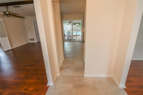 House in Orange Park, Florida 3 bedrooms, 133.41 sq.m. № 2233213 - photo 4